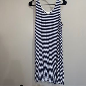 H&M Navy Striped swing dress - medium ✨